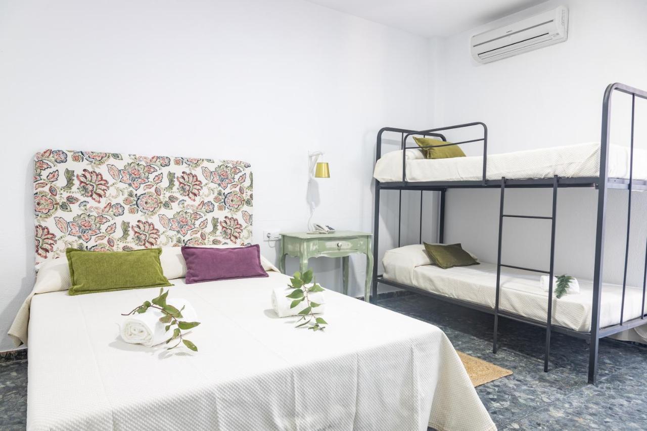 Hotel Marhava 科尼尔-德拉弗龙特拉 外观 照片
